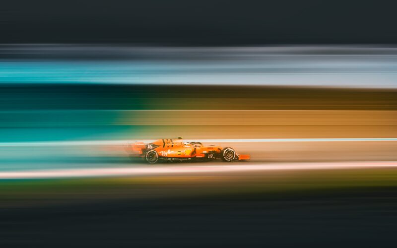 - ¿Qué tan rápido van los autos de Fórmula 1?