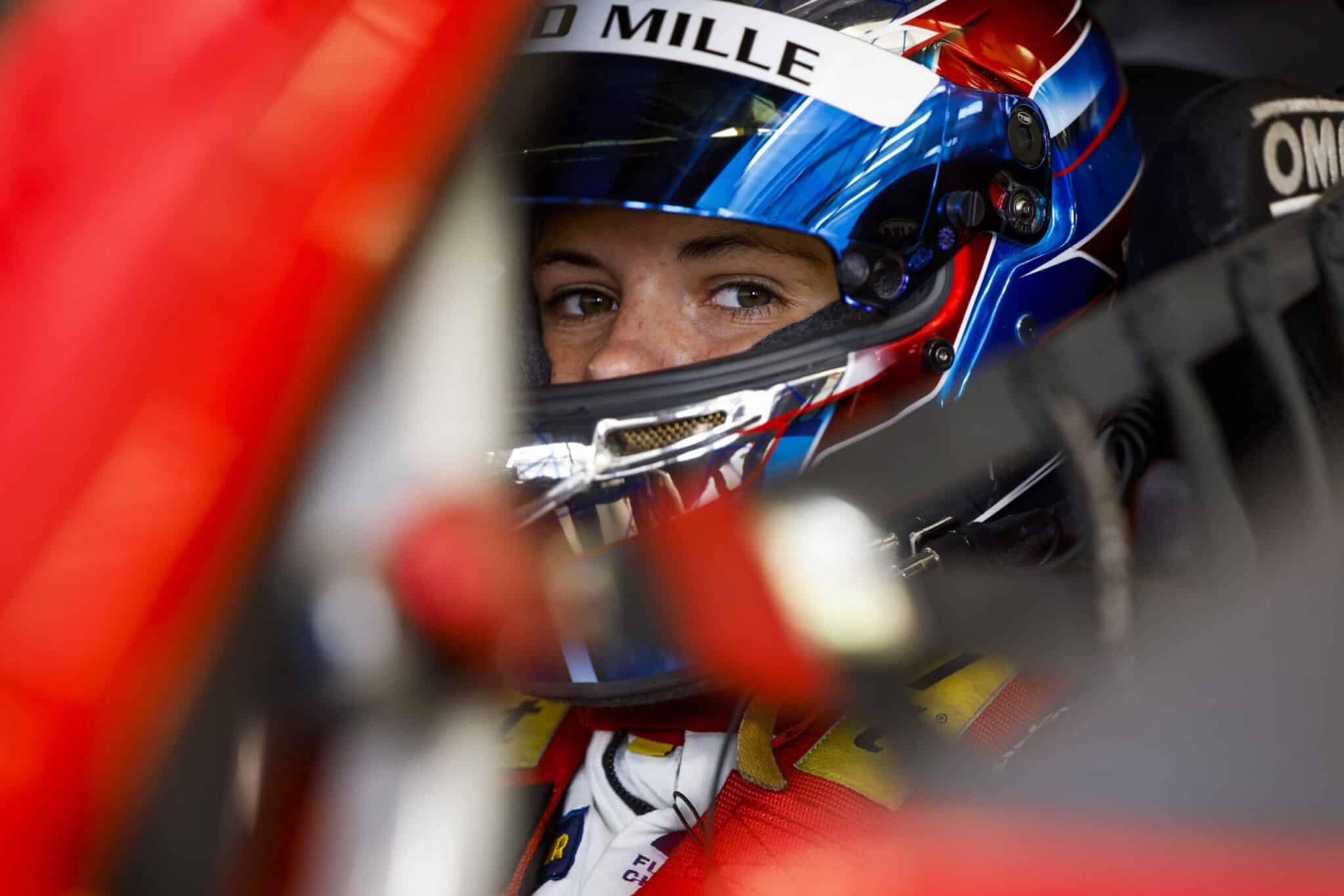 - Lilou Wadoux: Carrera hacia la victoria como piloto oficial de Ferrari