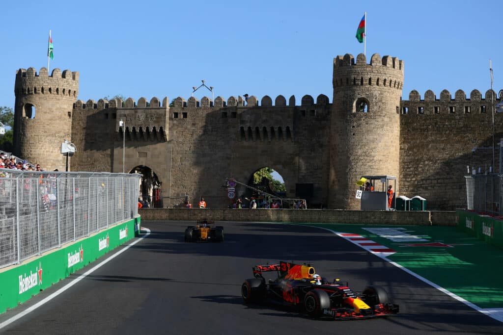 - 2023 F1 Gran Premio de Azerbaiyán Sesión Horarios / Calendario