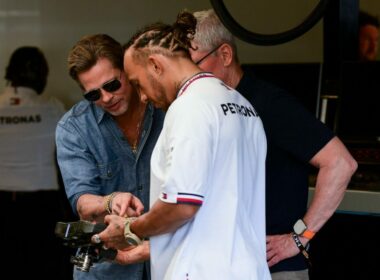 - Brad Pitt Racing en el Gran Premio de Gran Bretaña: ¡Primeras fotos de las gradas!