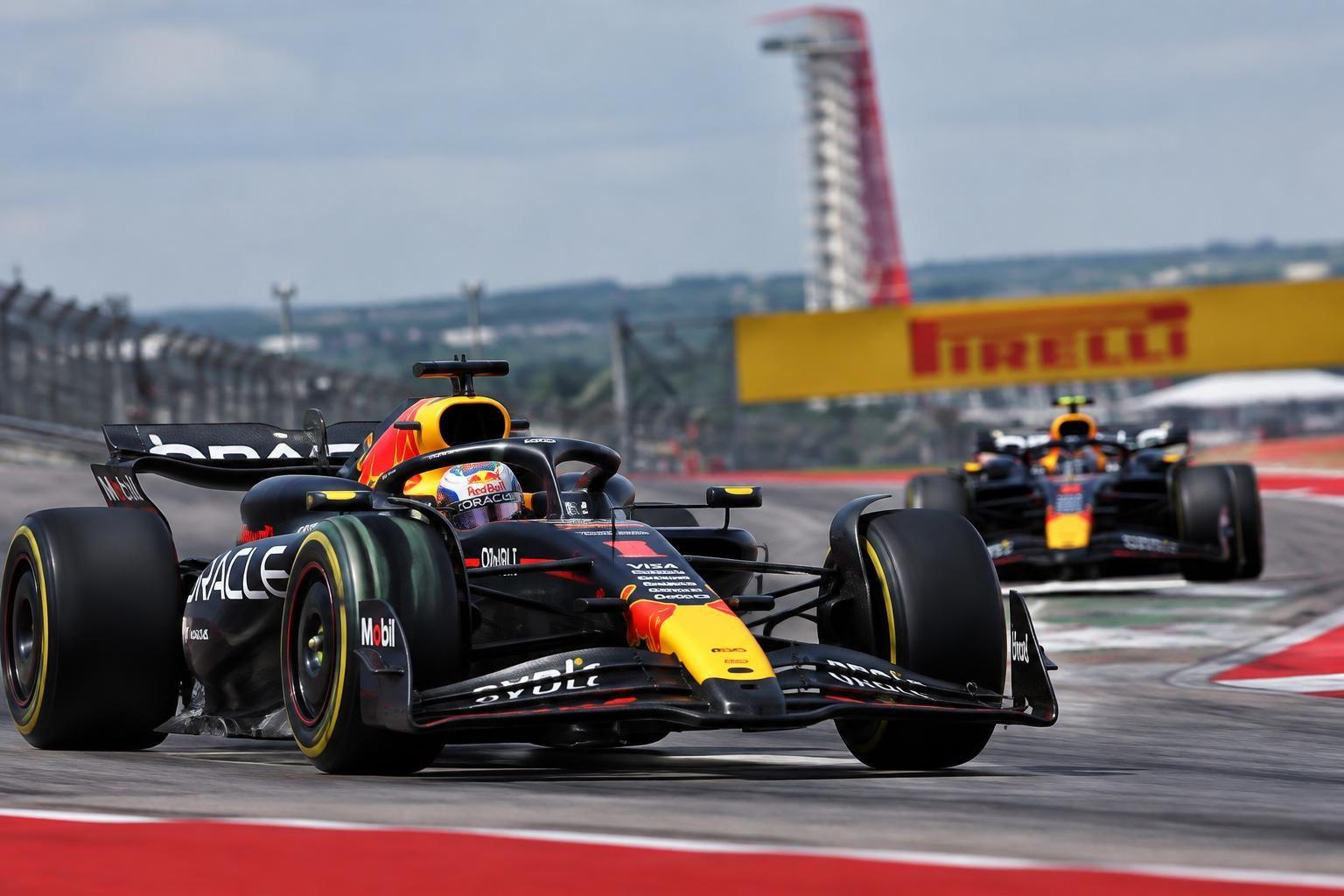 isack hadjar recibe una instrucción poco convencional mientras busca cerrar la brecha con max verstappen y mejorar su rendimiento.